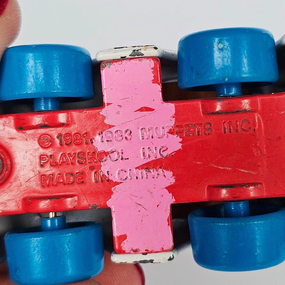 1983 Playskool Sesame‎ Street Ernie Diecast Race Car White Blue Red Vintage Toy